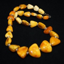 Vintage amber necklace